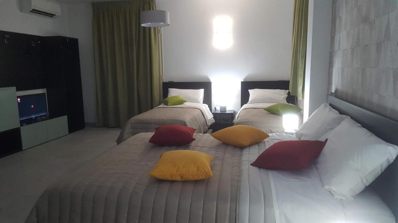 Idilliaco Bed & Breakfast *